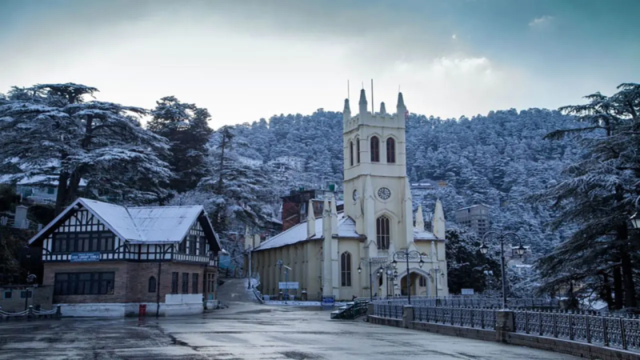 Murree, Nathia Gali & Thandiani Tour